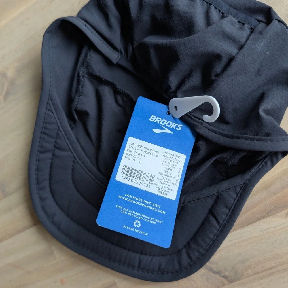 Brooks Lightweight Packable Running Hat Black Wind Rain Resistant Cap NWT‎